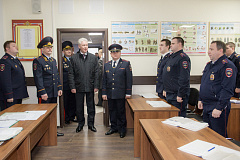 Осмотр Центра специального назначения и отдела ГУ МВД России по району Строгино