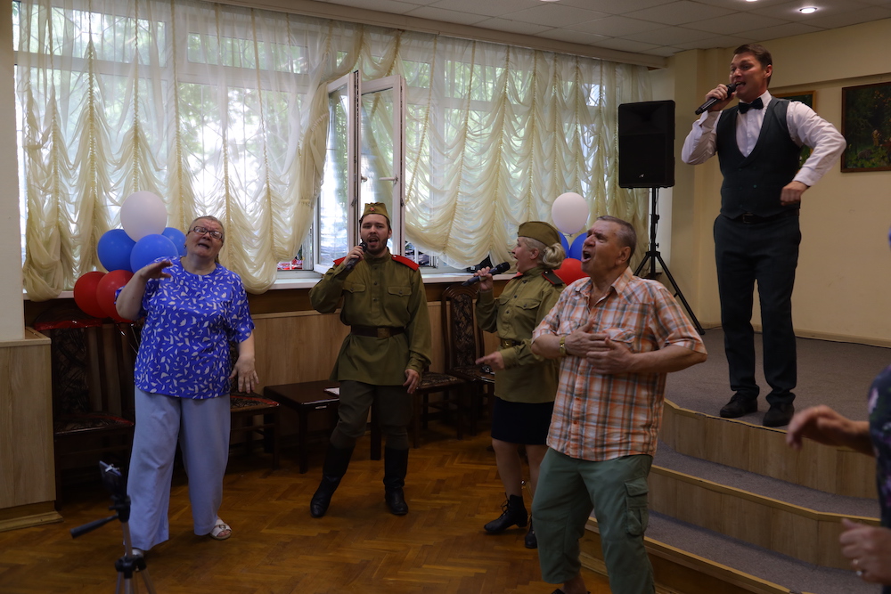 12 июля 2021 года в доме культуры «Атом» прошло военно-патриотическое мероприятие «И Андреевский стяг развивают ветра ...», посвященное Дню Военно-Морского флота.